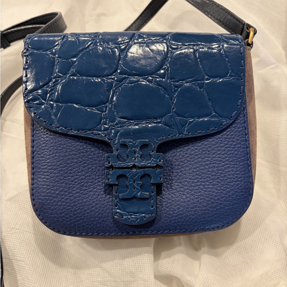 Tory Burch Navy and Tan Crossbody Bag